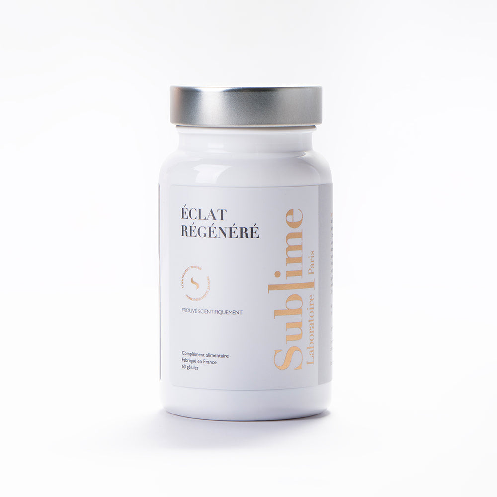 Laboratoire Sublime Regenerated Radiance supplement bottle on white background, French antioxidant and UV-protection supplement, front product view.